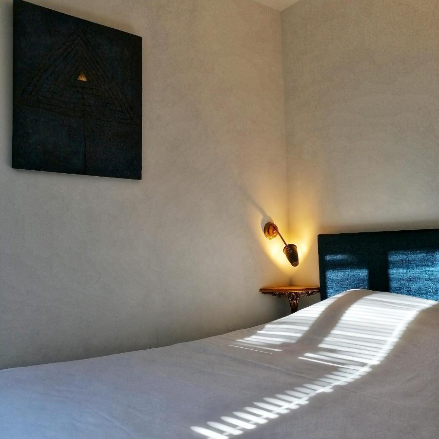 Les Mariettes Apartment ลาโรแชล ภายนอก รูปภาพ