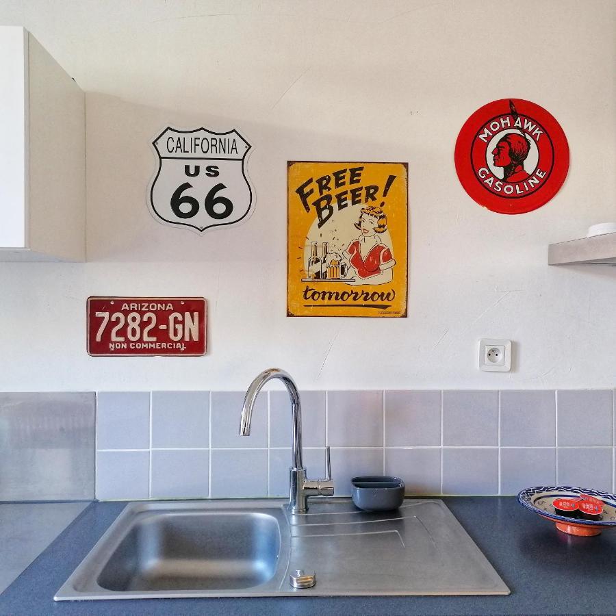 Les Mariettes Apartment ลาโรแชล ภายนอก รูปภาพ